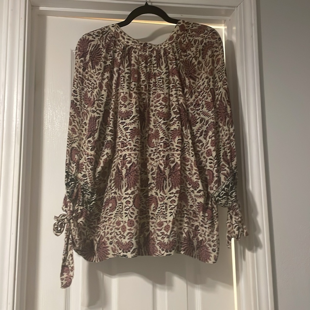 EUC Natalie Martin printed long sleeve blouse - Picture 2 of 7